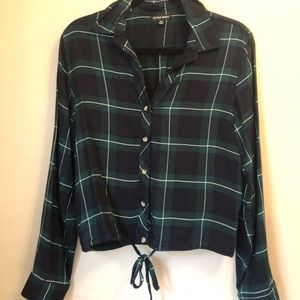 Green and navy cropped flannel